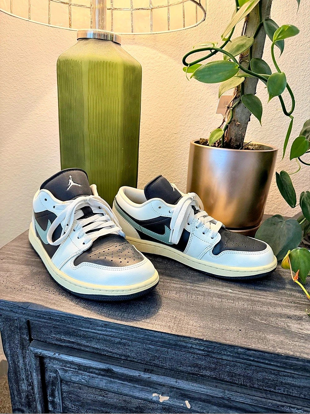 Nike Air Jordan 1 Low Sneakers Blue & White US 9.5
